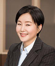 Je Yoon-gyeong